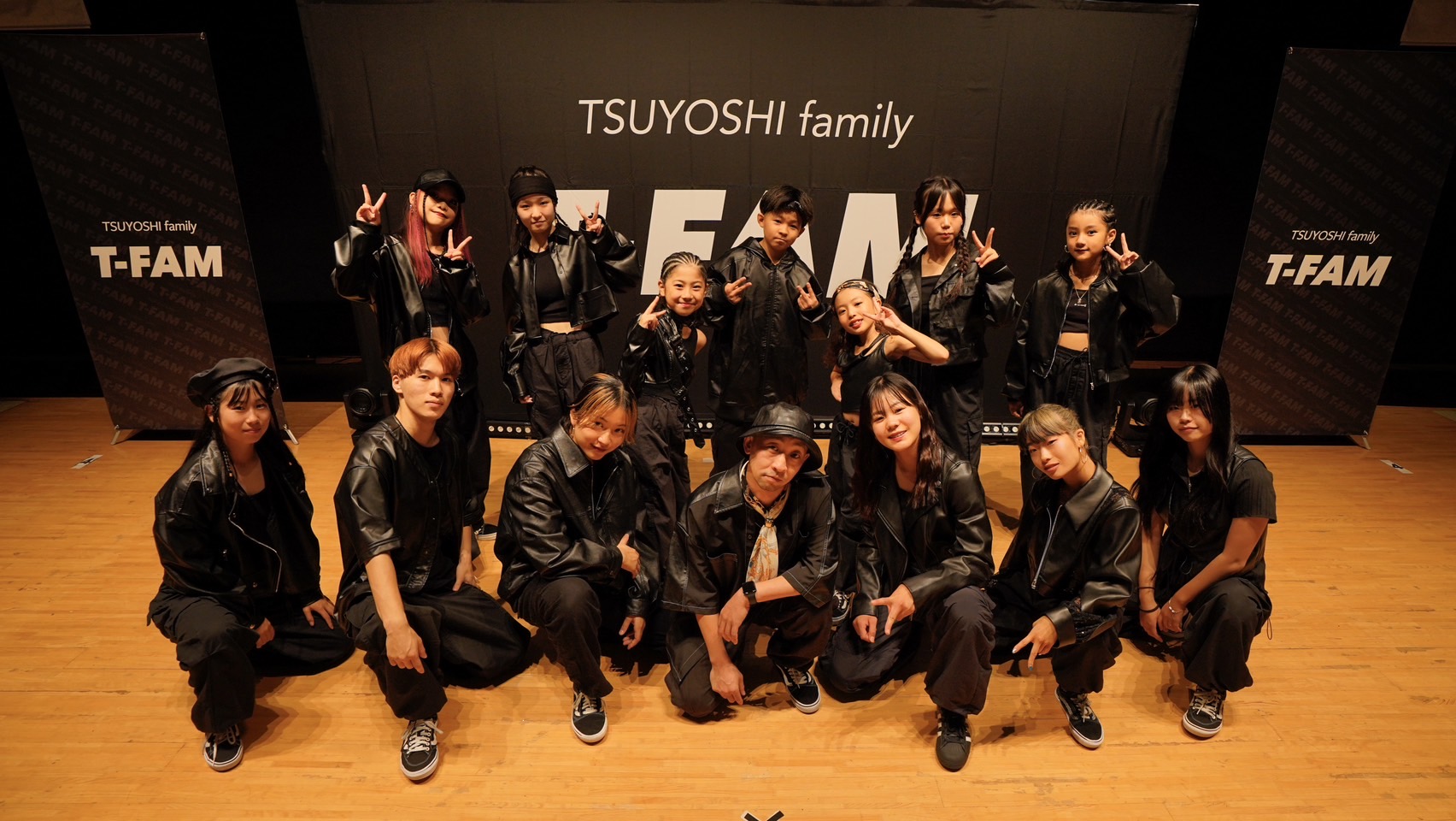 t-famしぃちゃん様 Top - t-fam